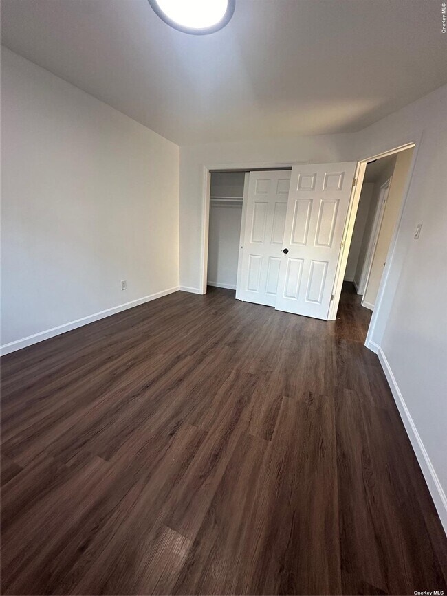 Foto del edificio - 420 Milford St