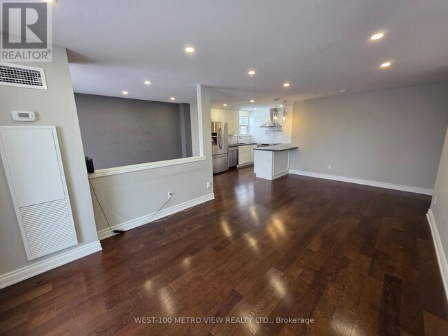 Building Photo - 1415 Ghent Ave