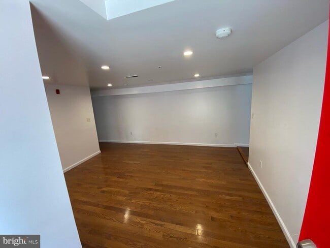 Building Photo - 1624 N 57th St