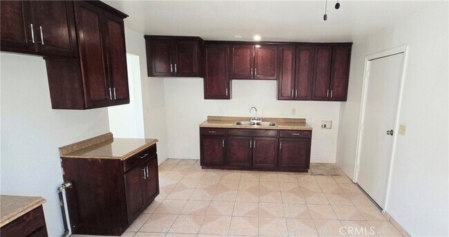 Foto del edificio - 3638 E 54th St