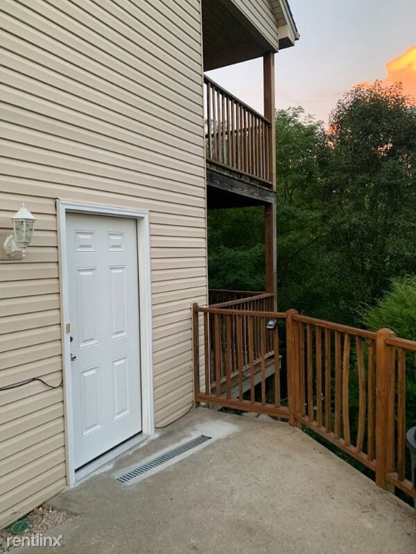 1979 Pieck Dr, Covington, KY 41011 Apartment for Rent in Covington