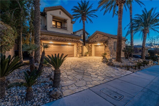 Building Photo - 1423 Foothills Village Dr
