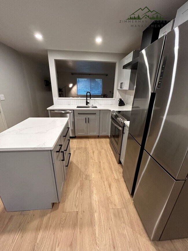 Foto del edificio - Updated 3-bedroom Home In Junction City!