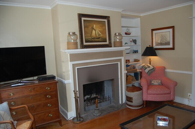 Building Photo - 58 Cornhill St