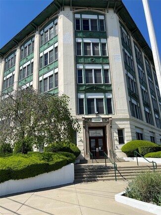 Building Photo - 1 Landmark Sq
