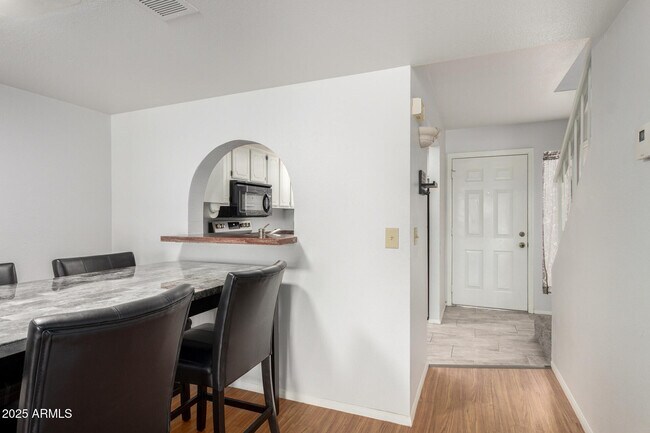 Foto del edificio - 622 W 14th St