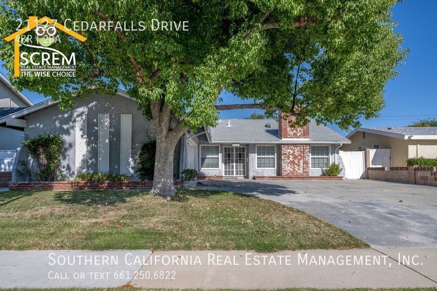 Primary Photo - Four Bedroom Plus Bonus Room Home in Santa...
