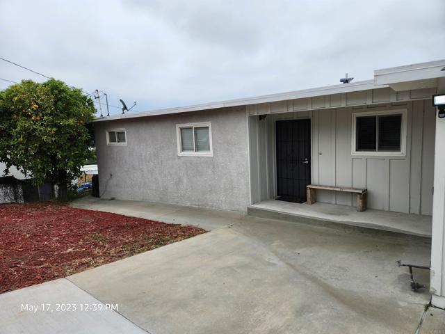 Building Photo - 2073 El Prado Ave