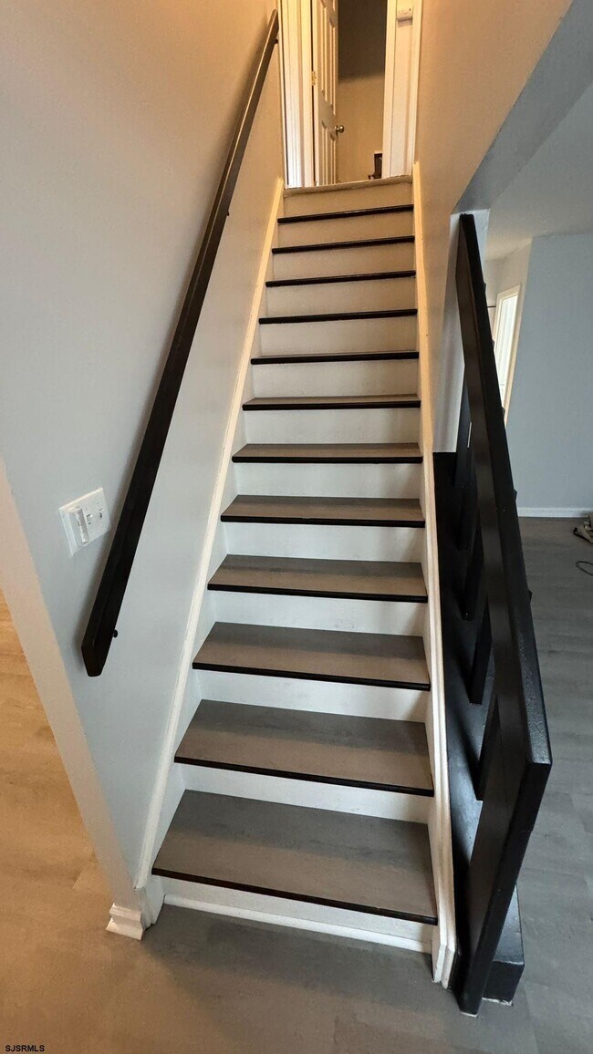 Foto del edificio - 2711 Evergreen Ct