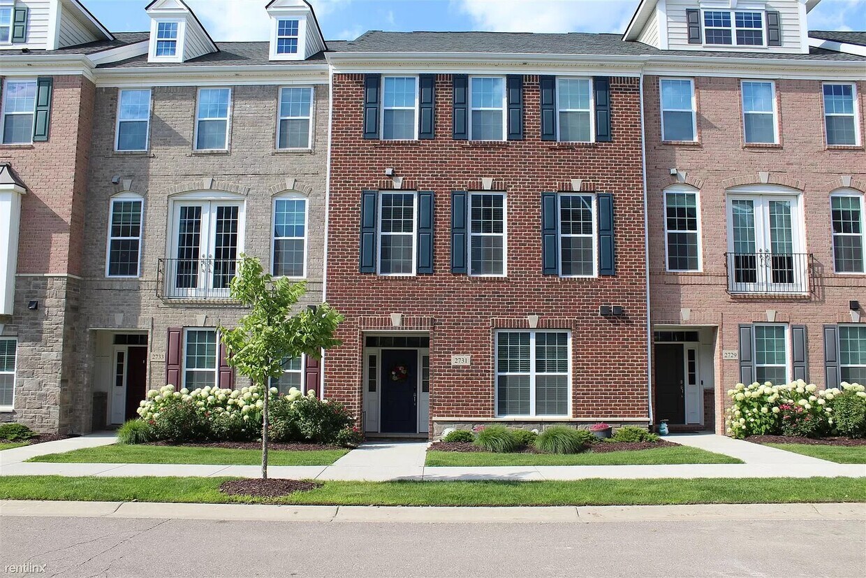 Photo - 2731 S Spurway Dr (Ann Arbor, MI)