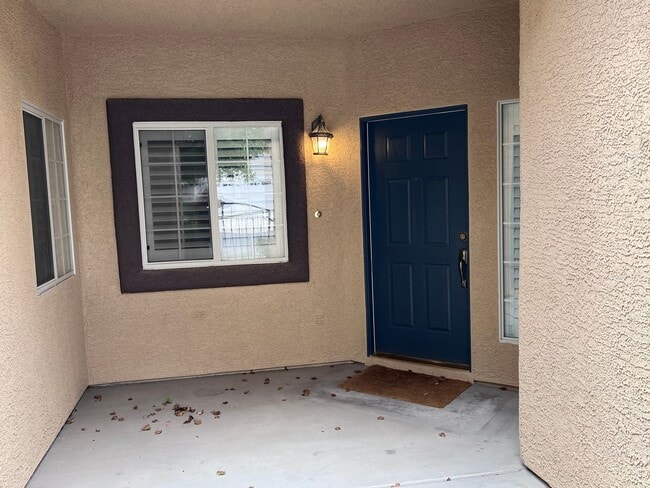 Building Photo - 678 Kentons Run Ave