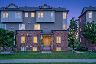 Building Photo - 2591 Longfields Dr
