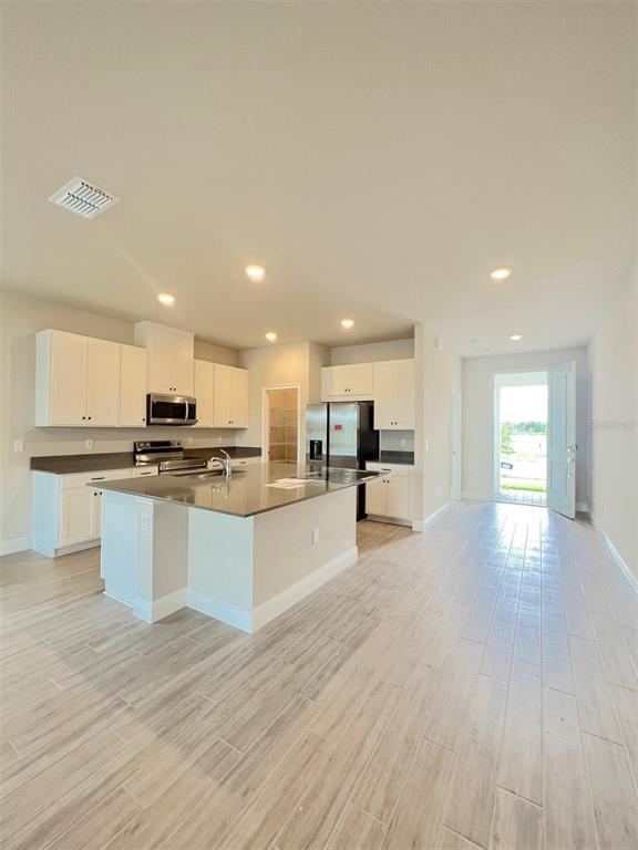 Building Photo - 4961 Rain Shadow Dr
