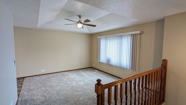 Building Photo - South End home with finished basement