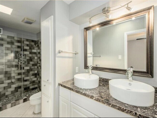 Foto del edificio - 1114 Augusta Dr