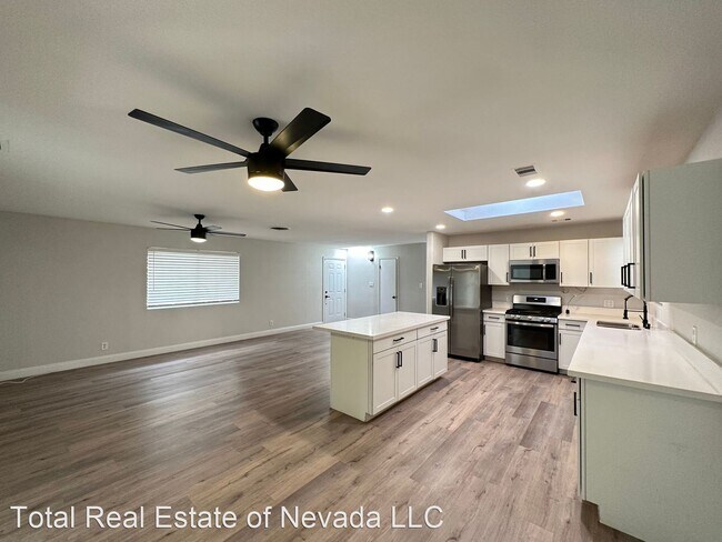 Building Photo - 3 br, 2 bath House - 3120 Hebard Dr