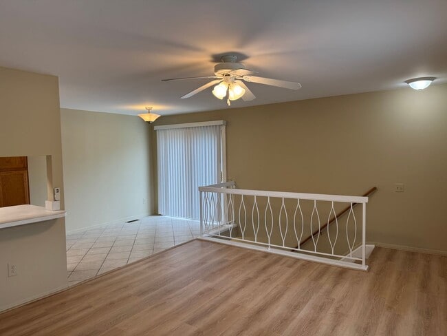 Foto del edificio - 2802 Stoney Ridge Dr