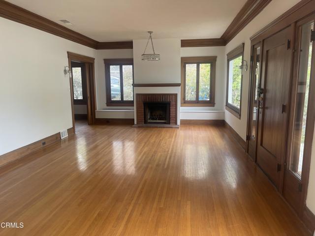 Foto del edificio - 147 N Baldwin Ave