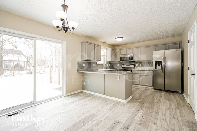 Building Photo - 339 Shyanne Dr