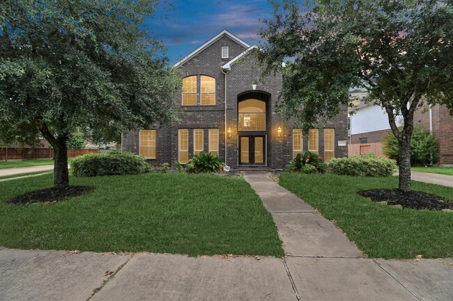 Building Photo - 26535 Ashwood Creek Ln
