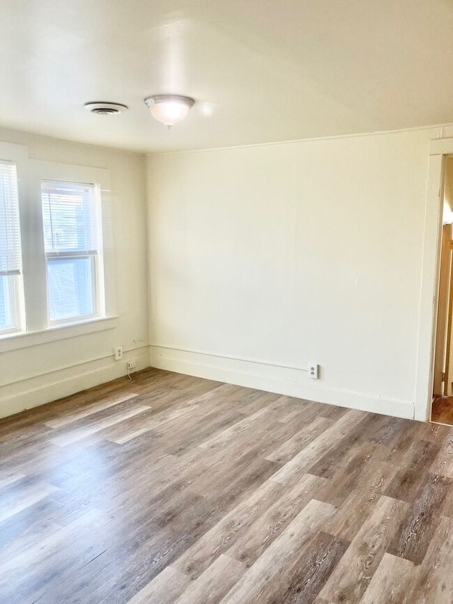 Foto del edificio - CAROLINE 209-211