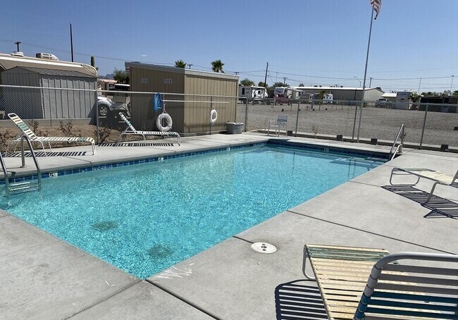 Communtiy Pool - 310 N Central Blvd