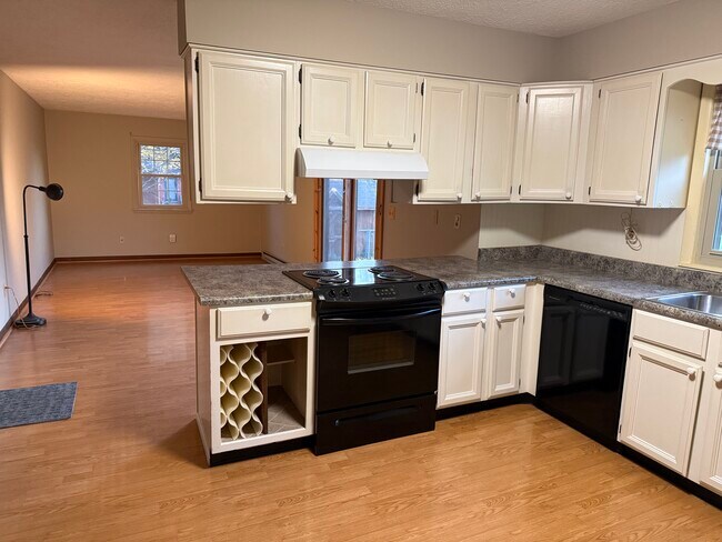 Foto del edificio - 18 Circle Dr