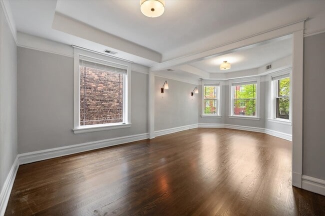 Building Photo - 5331 N Winthrop Ave