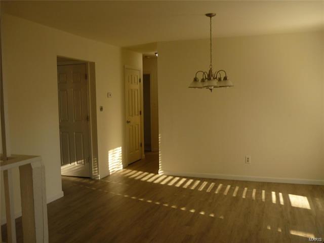 Foto del edificio - 4 Country Hill Rd