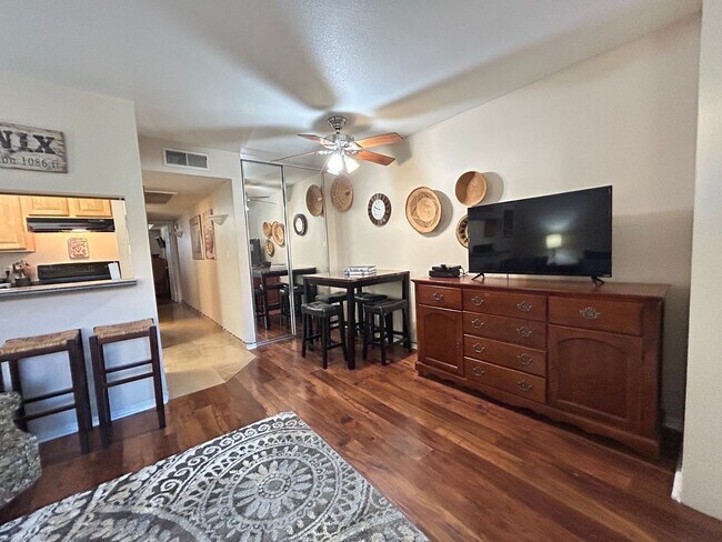 Foto del edificio - 14203 N 19th Ave