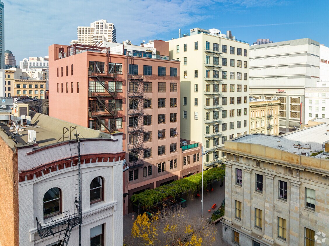 Primary Photo - Mint Plaza