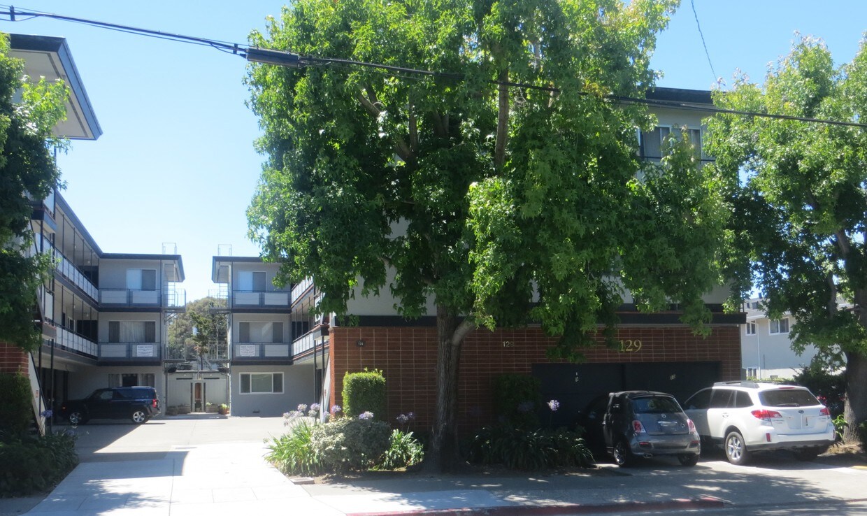 129 Lorton Ave Unit 3, Burlingame, CA 94010 Apartment for Rent in