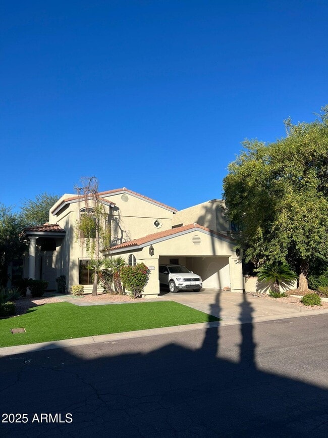 Building Photo - 9414 S 51st St