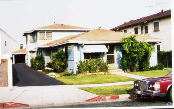 Building Photo - 130 S Del Mar Ave