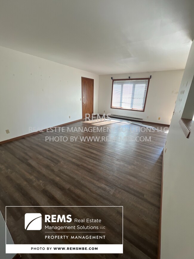 Foto del edificio - 210 W John St