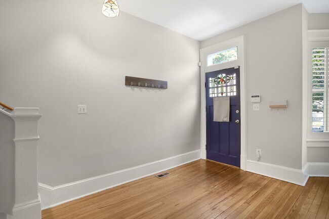 Foto del edificio - Charming Capitol Hill House| Don't miss the 3D-TOUR!