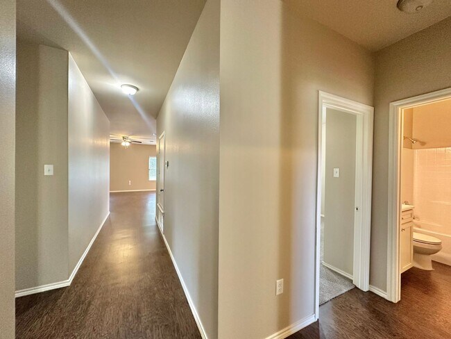 Foto del edificio - AVAILABLE NOW! Cozy 4 Bedroom2 Bath Home in West Tyler!