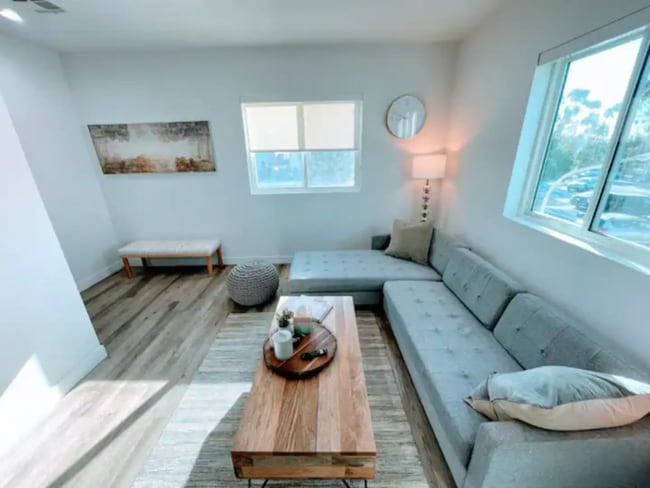 Building Photo - 2335 S Crenshaw Blvd Building Photo - 2335 S Crenshaw Blvd