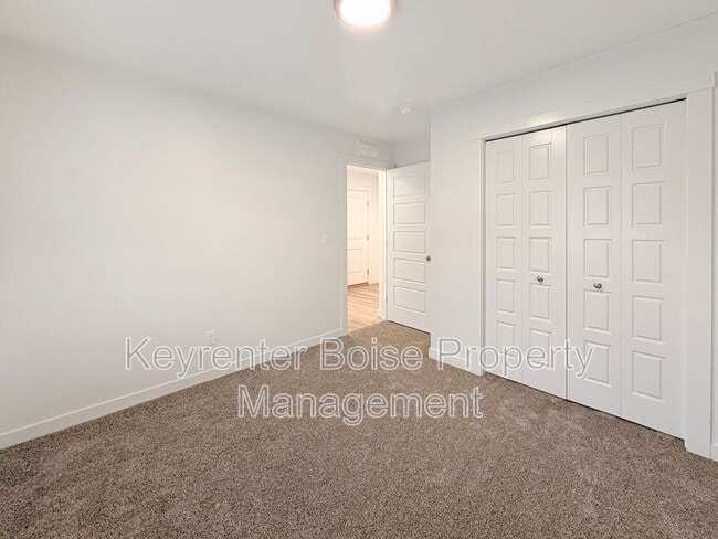 Building Photo - 2929 W Silver River St