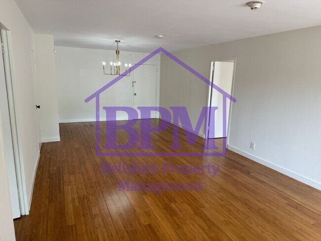 Foto del edificio - Modern 2 Bed, 2 Bath Condo in the Heart of...