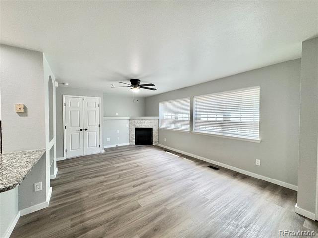 Foto del edificio - 14319 E Grand Dr