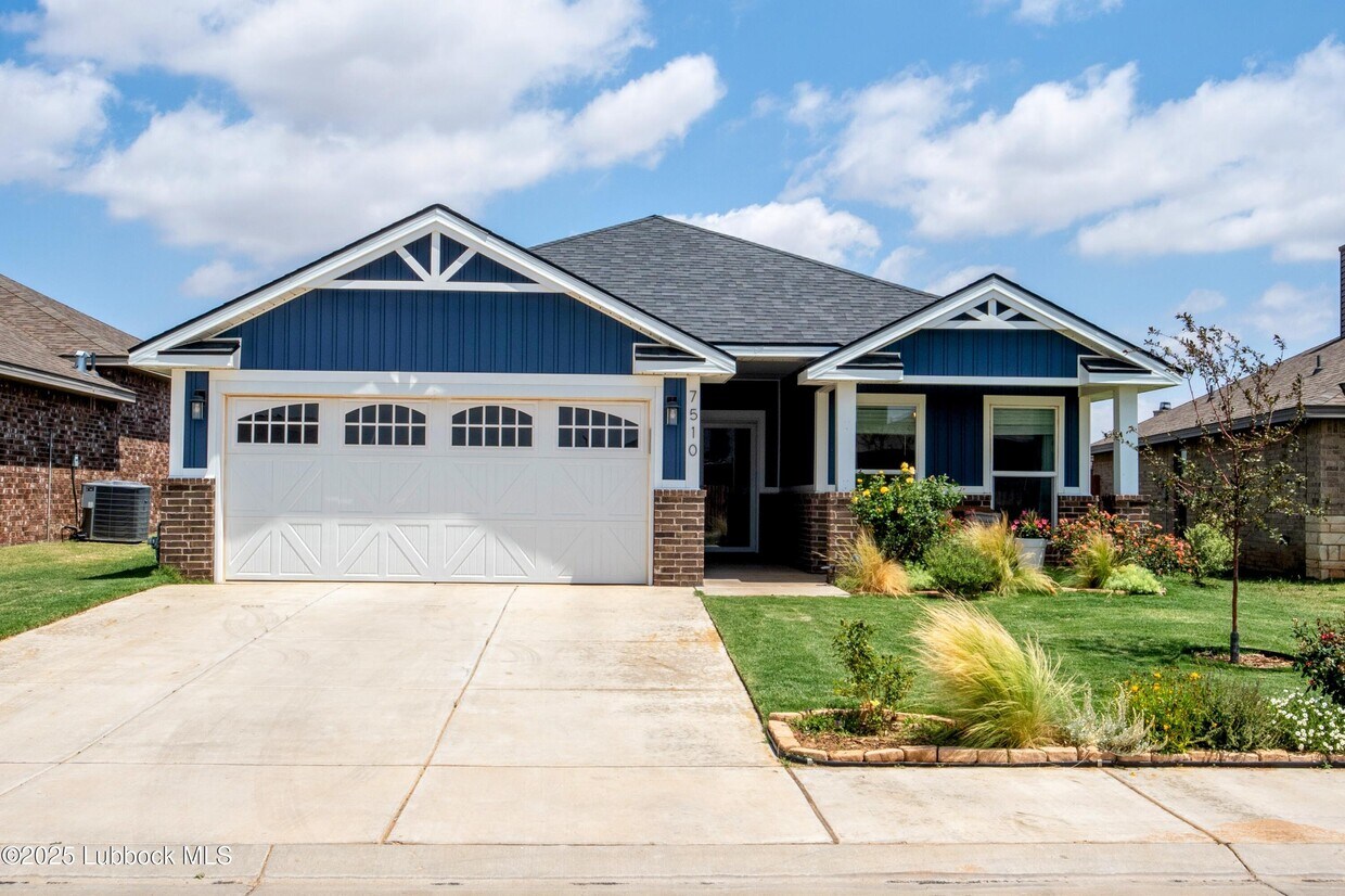 Foto principal - 7510 30th St