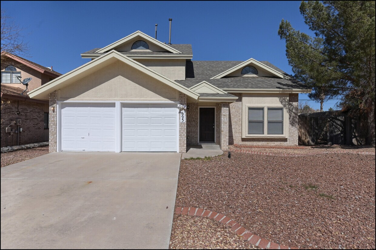 Foto principal - 695 Bluff Canyon Cir