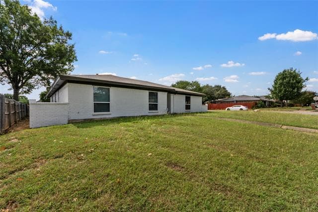 Foto del edificio - 6250 Shirley Dr
