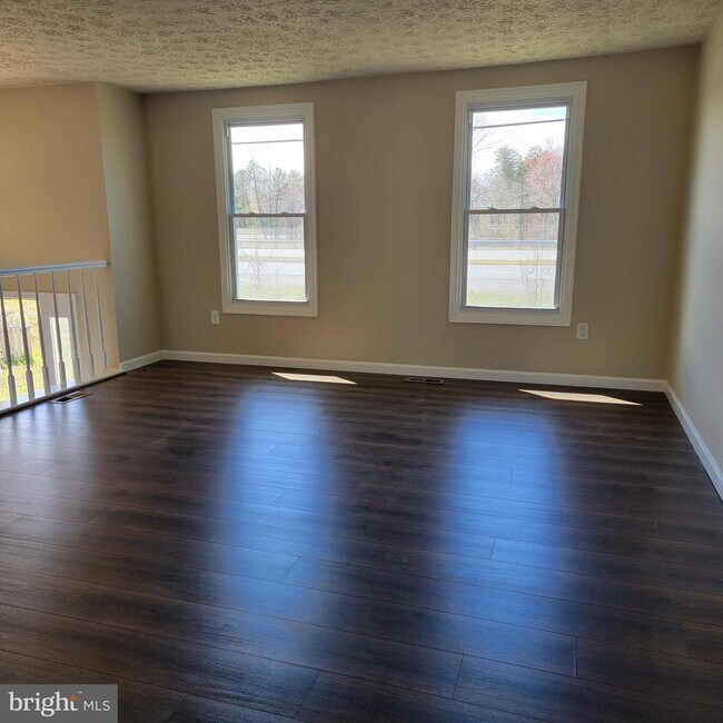 23507 Mervell Dean Rd, Hollywood, MD 20636 House Rental in Hollywood