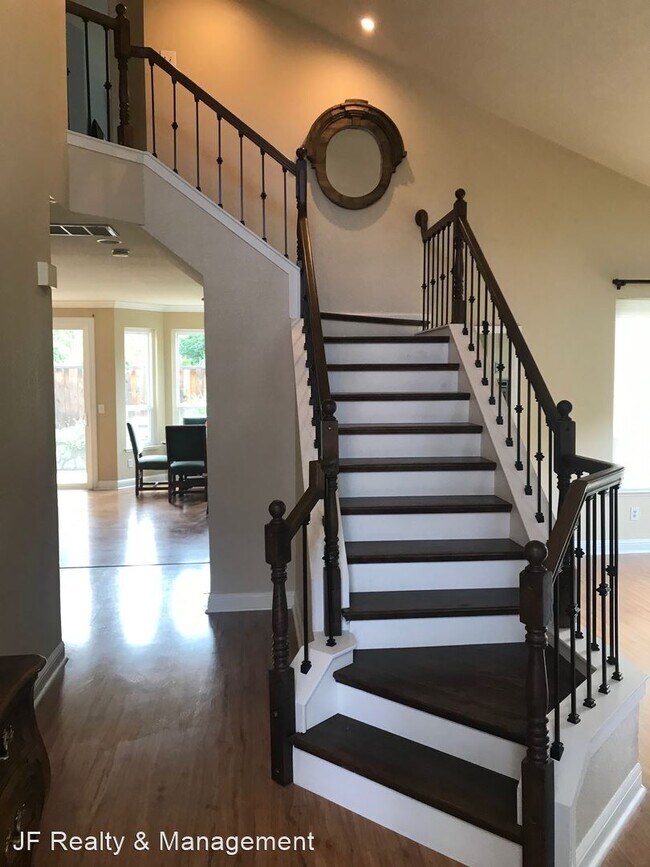 Foto del edificio - 4 br, 2.5 bath House - 230 Avocado Pl