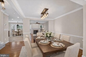 Building Photo - 8110 Meadow Springs Ct