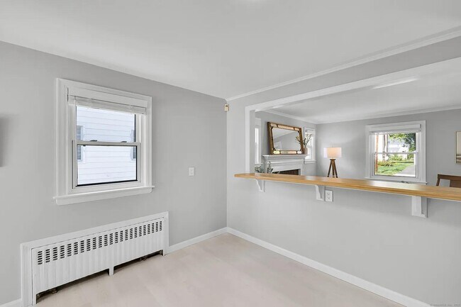 Building Photo - 153 Englewood Ave