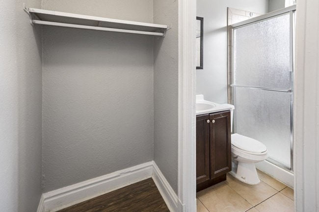 Building Photo - 4503-4511 Arco Ave