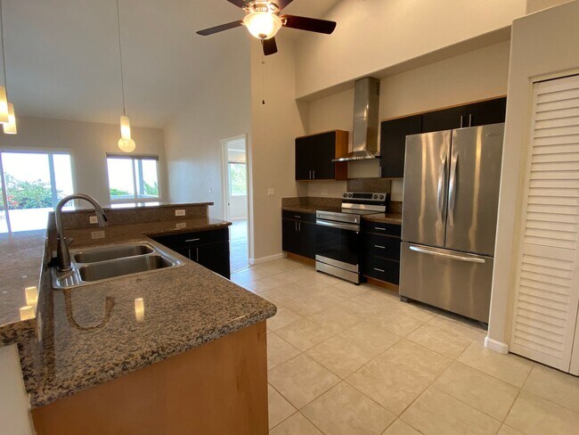 Building Photo - Stunning 4-Bedroom Home with Breathtaking Mauna Kea Mountain Views